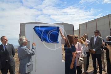 Descubrimiento de la placa de la calle que lleva el nombre de Sebastián Grisaleña (Foto TA)